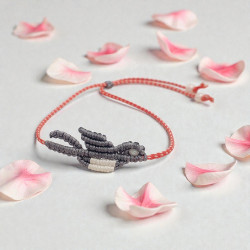 Χειροποίητο Μαρτάκι Μακραμέ με γκρι χελιδόνι