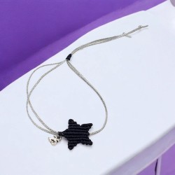 Diaxeirinis Βραχιόλι γούρι αστέρι σε χρώμα μαύρο με πλέξη μακραμέ και γουράκι "25"