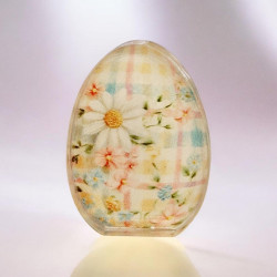 Διακοσμητικό αυγό με χαμομήλι