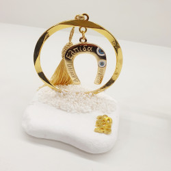 Διακοσμητικό γούρι 2026 πέταλο με ευχές με πλαίσιο κύκλος χρώμα χρυσό σε λευκή πέτρα με χρυσή φούντα 