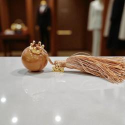 Διακοσμητικό γούρι 2026 ρόδι σε χρώμα citrine με μπεζ φούντα 