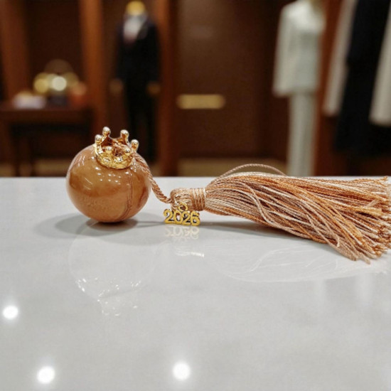 Διακοσμητικό γούρι 2026 ρόδι σε χρώμα citrine με μπεζ φούντα 