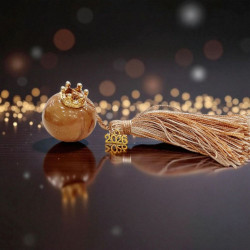 Διακοσμητικό γούρι 2026 ρόδι σε χρώμα citrine με μπεζ φούντα 