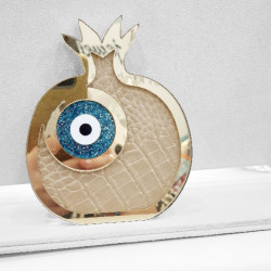 Διακοσμητικό γούρι 2026 ρόδι με περίγραμμα χρυσό και φόντο από δέρμα λεοπάρ σε χρώμα μπεζ και μάτι πετρόλ