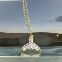 Κολιέ Γοργονοουρά βιτρό λιλά με χρυσό  με αχάτη και αλυσίδα χρυσή από ατσάλι  L316