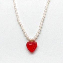 Diaxeirinis "Be My Valentine" Χειροποίητο Κολιέ κοντό με κόκκινη καρδιά μομπέ με μαργαριταράκια