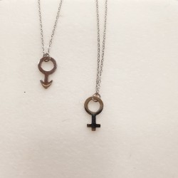 Κολιέ φιλίας με 2 στοιχεία θηλυκό και αρσενικό από ατσάλι 316L σε ασημένιο χρώμα 