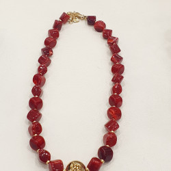 Κολιέ με μπορντό χάντρες