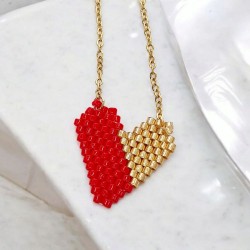 Κολιέ καρδιά δίχρωμη με χάντρες miyuki σε χρώμα κόκκινο και χρυσό από ατσάλι L316