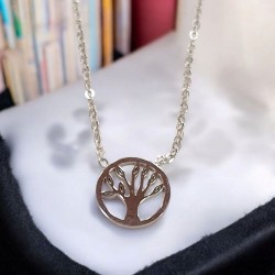 Κολιέ δέντρο της ζωής από ατσάλι L316 με προέκταση στο κούμπωμα σε χρώμα ασημένιο 