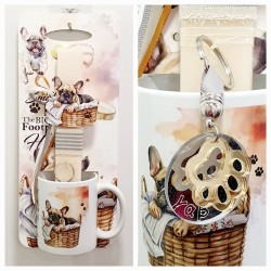 Λαμπάδα αρωματική με μπρελόκ σκυλάκι και κούπα 