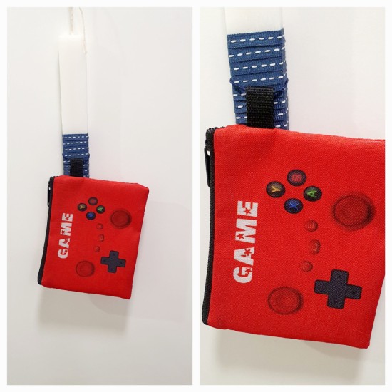 Λαμπάδα αρωματική με δώρο πορτοφόλι play station