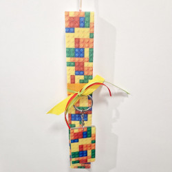Λαμπάδα αρωματική με μπρελόκ και τύπωμα Lego