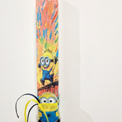 Λαμπάδα αρωματική με μινιατούρα και τύπωμα Minions