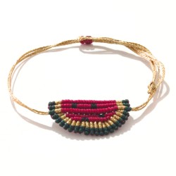 Βραχιόλι μακραμέ καρπούζι σε χρώμα μπορντό με χρυσό κορδόνι