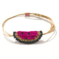Βραχιόλι μακραμέ καρπούζι σε χρώμα φούξια με χρυσό κορδόνι