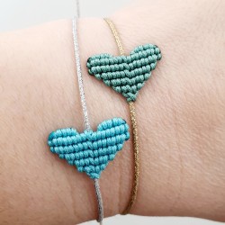 Βραχιόλι μακραμέ mini Hearts σε χρώμα μέντα