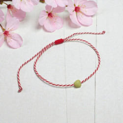 Βραχιόλι Μάρτης με καρδούλα lime και αυξομείωση στο κούμπωμα