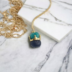 Κολιέ Χειροποίητο μακρύ κορώνα χρυσή με πολύτιμους λίθους λάβα μαύρη με αχάτη πετρόλ, αλυσίδα από ατσάλι L316