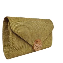 Γυναικεία τσάντα φάκελος σε χρυσό χρώμα με μεταλλικό κούμπωμα