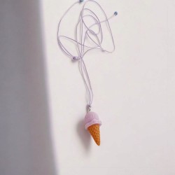 Κολιέ παγωτό χωνάκι με κορδόνι με αυξομείωση στο κούμπωμα 