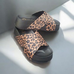 Πέδιλο Pool Fussbett χιαστί δερμάτινο χρώμα leopard νούμερο 37