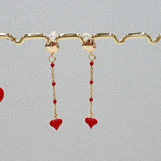 Σκουλαρίκια καρδιές κόκκινες  από ατσάλι 316L σε χρυσό χρώμα