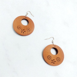 Σκουλαρίκια ξύλινα με γεωμετρικό σχήμα 