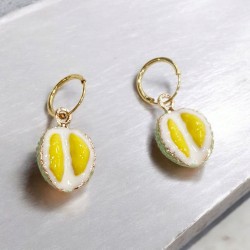 Σκουλαρίκια λεμόνι με κρικάκια από ατσάλι L316 σε χρυσό χρώμα 