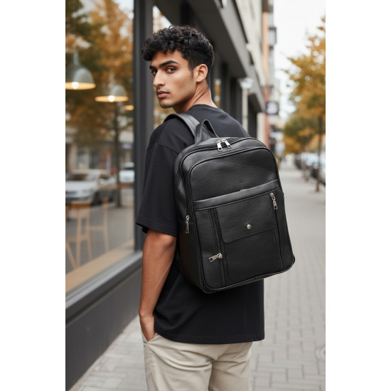 Τσάντα πλάτης  σε χρώμα μαύρο με πολλές θέσεις