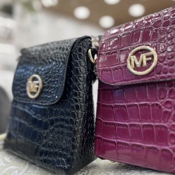 Γυναικεία Τσάντα Κροκό Λουστρίνι σε Μαύρο 