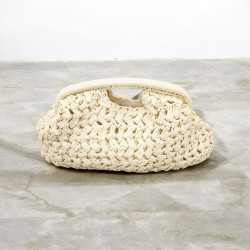 Τσάντα clutch χεριού από ψάθα εκρού 