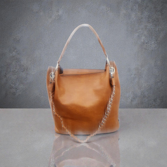 Τσάντα ώμου σε ταμπά χρώμα με πολλές θέσεις με έξτρα τσαντάκι και λουράκι για χιαστί 