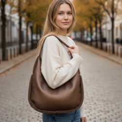 Τσάντα ώμου σε μπρονζέ απόχρωση