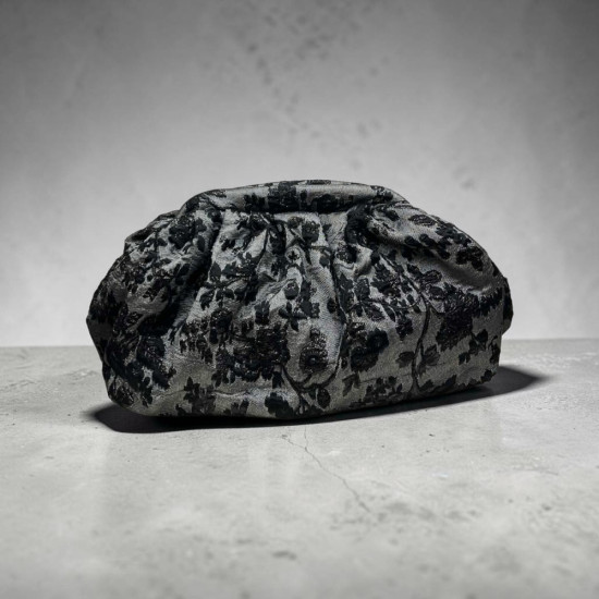 Τσάντα clutch με δαντέλα σε χρώμα μαύρο και με αλυσίδα 