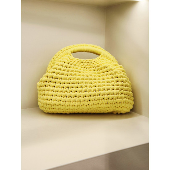 Τσάντα πλεκτή  με χέρι clutch σε χρώμα κίτρινο