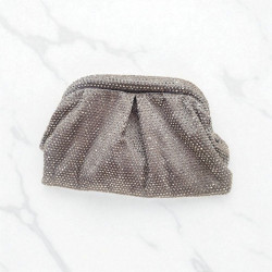 Τσαντάκι σε γκρι με γκλίτερ και αλυσιδάκι 