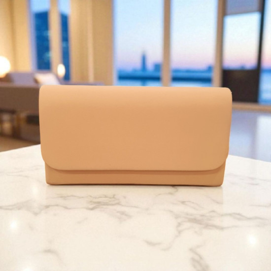 Τσαντάκι φάκελος μπεζ σατέν με αλυσιδάκι