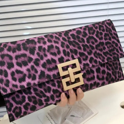 Φάκελος ματζέντα με κούμπωμα 