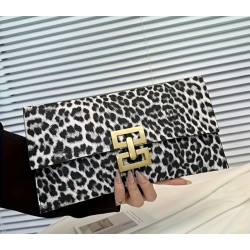 Φάκελος λεοπάρ με κούμπωμα 