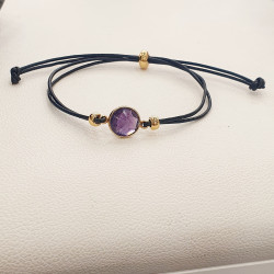 Βραχιόλι με πέτρα αμέθυστος με ασημένιο 925 επιχρυσωμένο καστόνι και δέρμα μαύρο με αυξομείωση στο κούμπωμα