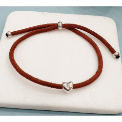 Βραχιόλι καρδιά ball δύο όψεων σε ασημένιο χρώμα με κορδόνι σε χρώμα ταμπά με αυξομείωση στο κούμπωμα 